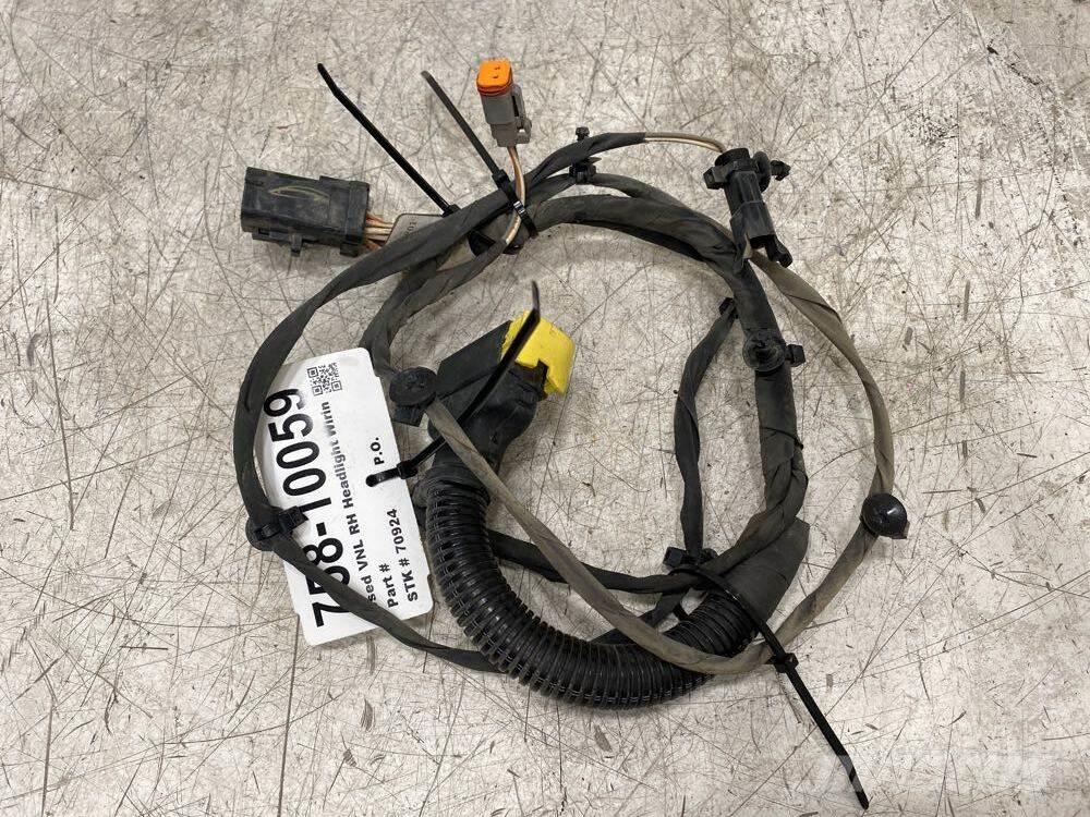 Volvo VNL Transport - Inne