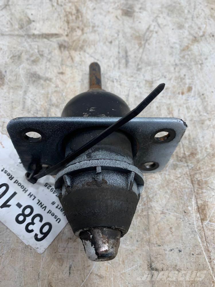 Volvo VNL Transport - Inne