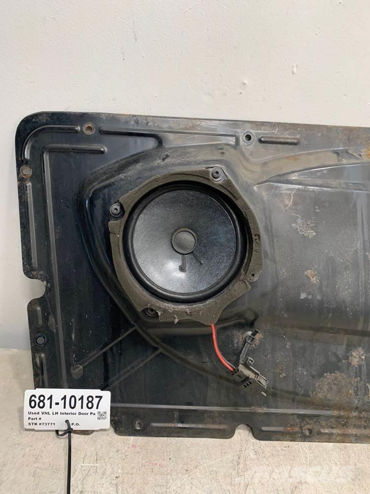 Volvo VNL Transport - Inne