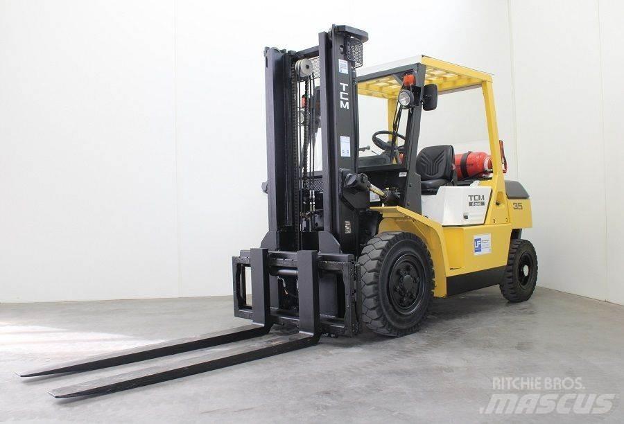 TCM FG 35 N7T Wózki LPG