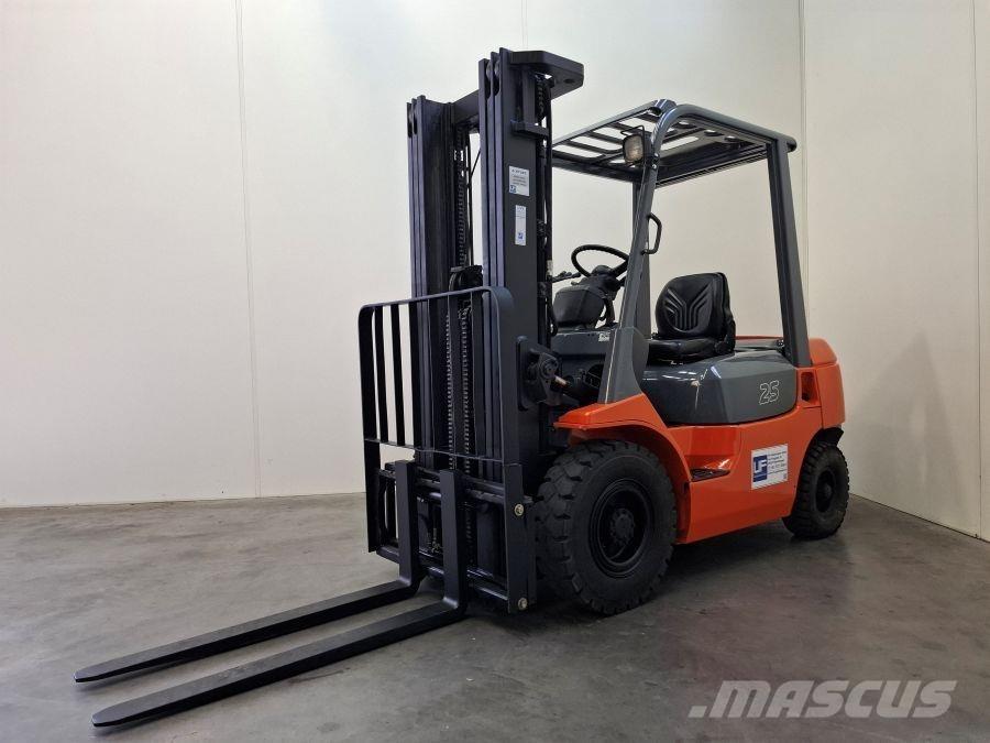 Toyota 62-7FDF25 Wózki Diesla