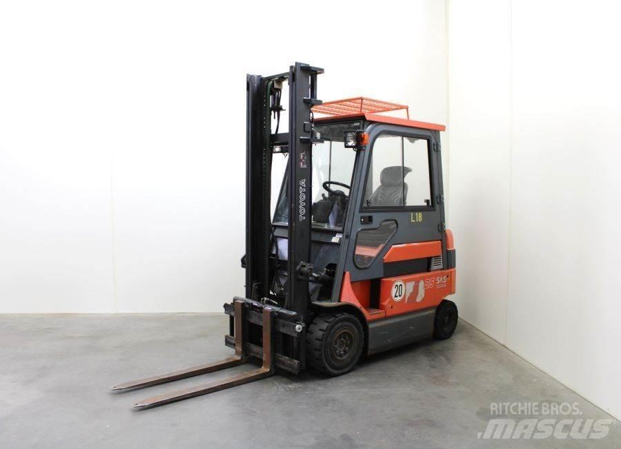 Toyota 7FBM25 Wózki elektryczne