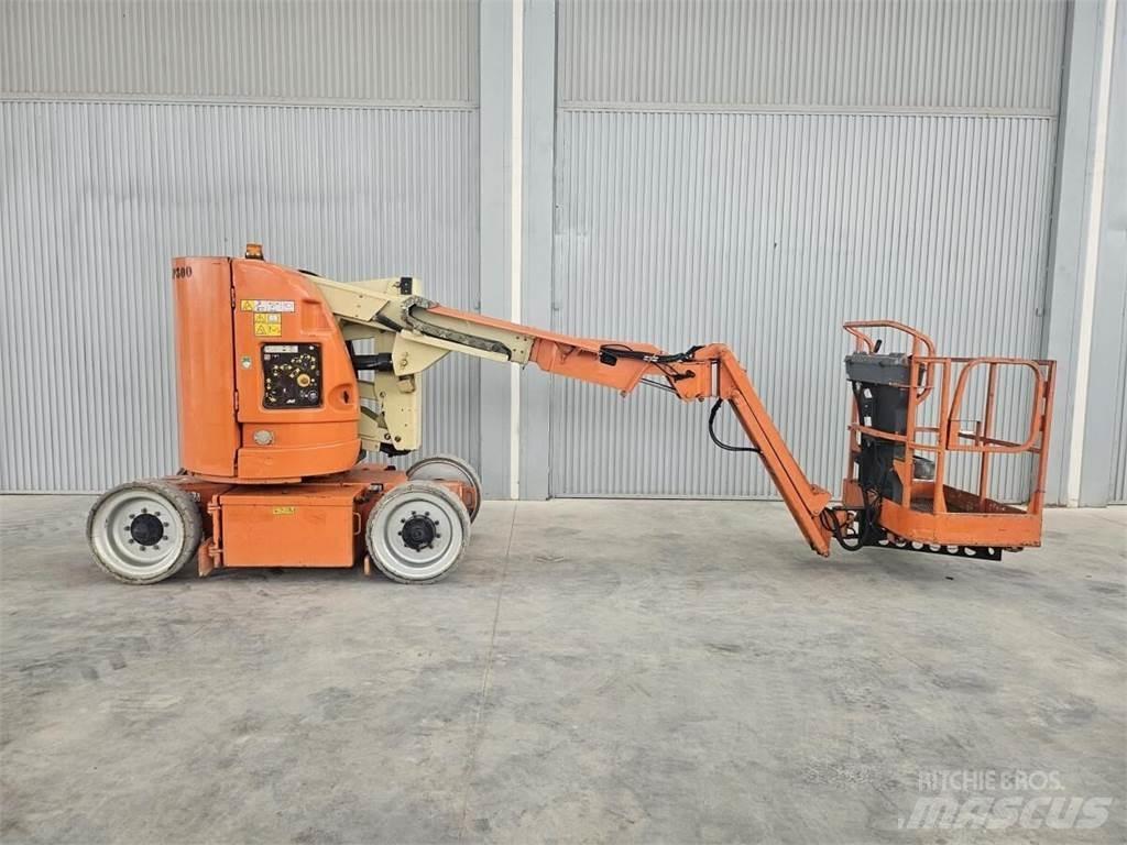 JLG E300AJP Podnośniki przegubowe
