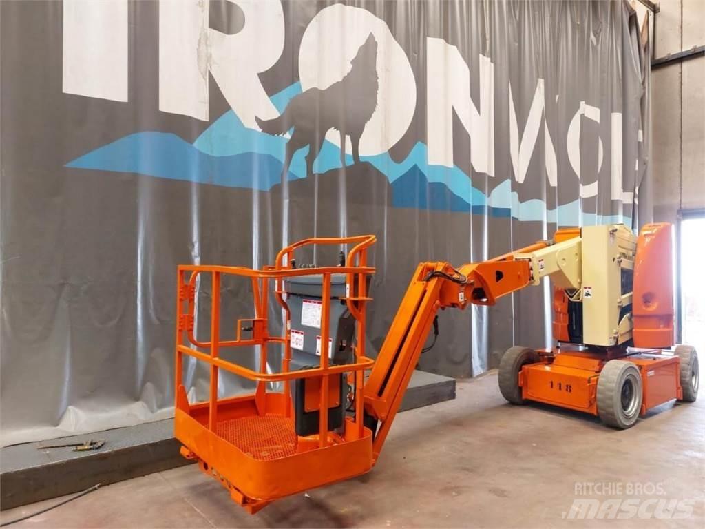 JLG E300AJP Podnośniki przegubowe
