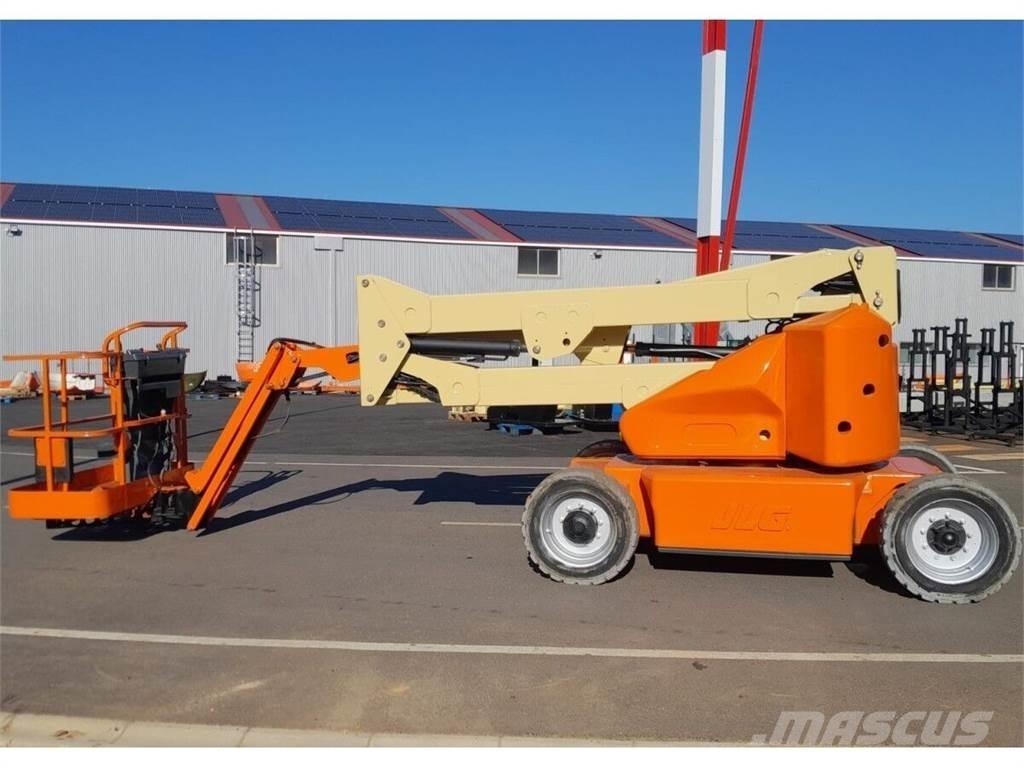 JLG E450AJ Podnośniki przegubowe