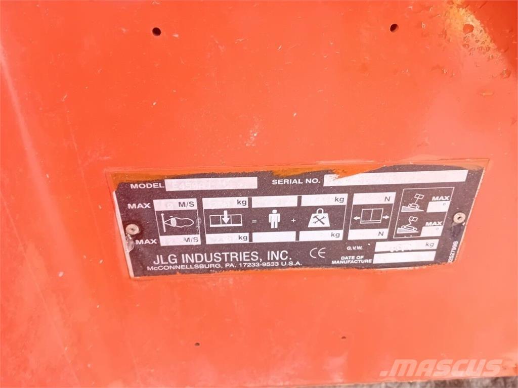 JLG E450AJ Podnośniki przegubowe