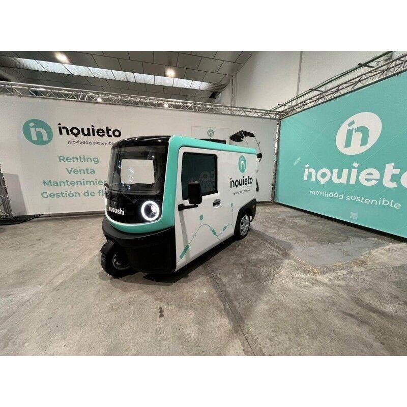 Magni P1.6 Pojazdy terenowe