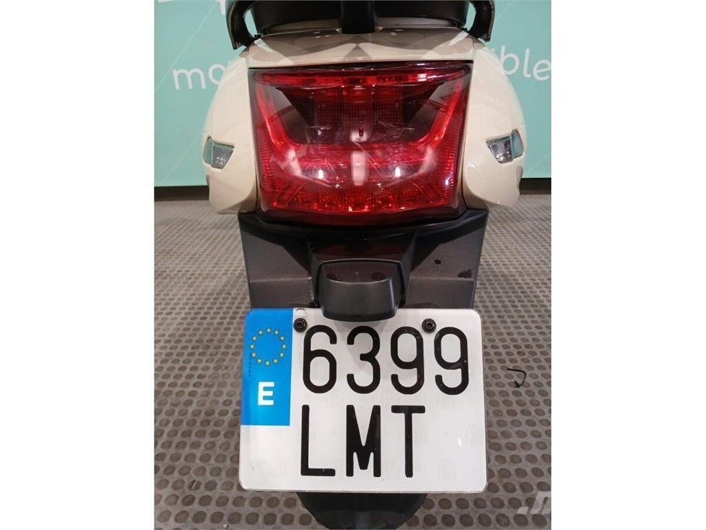  Urban D6 Pojazdy terenowe