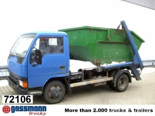 Mitsubishi Canter 4x2 Ciężarówki z wymienną zabudową