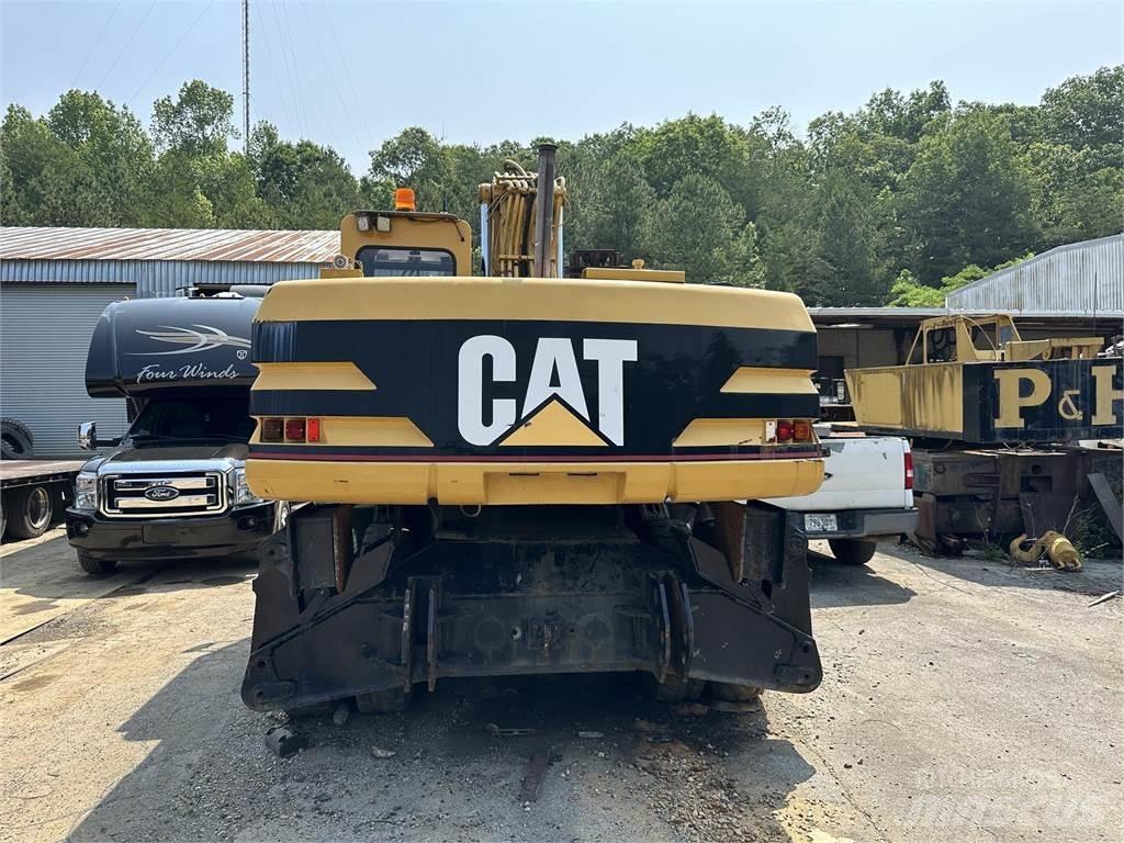 CAT M320 Koparki kołowe