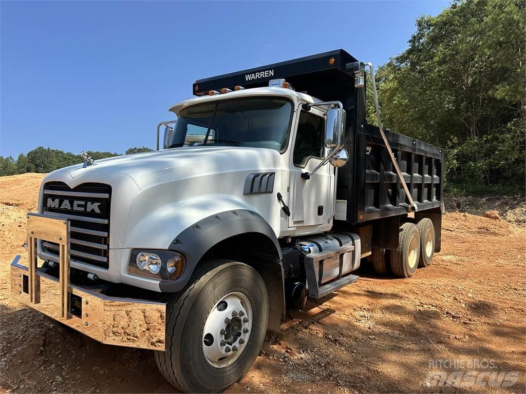 Mack GR64F Inne