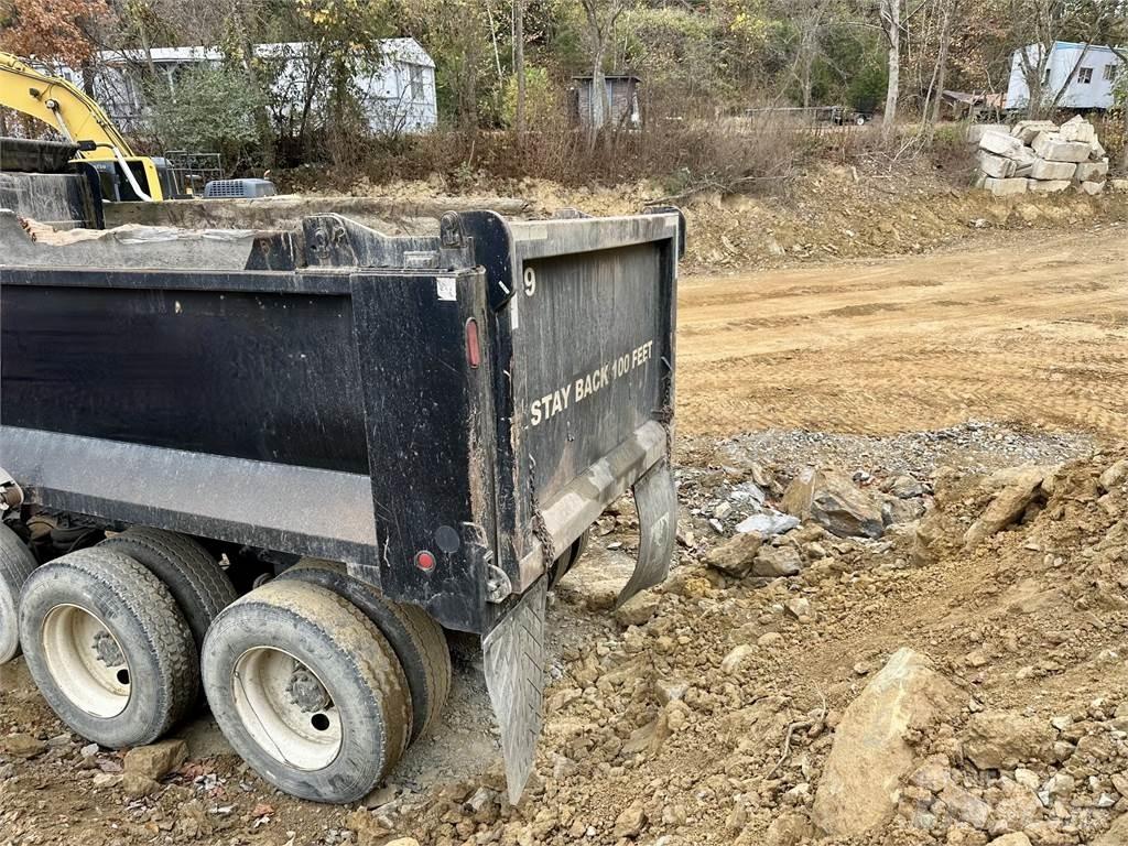Mack GU713 Wywrotki