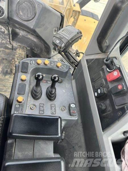 CAT 966M XE Ładowarki kołowe
