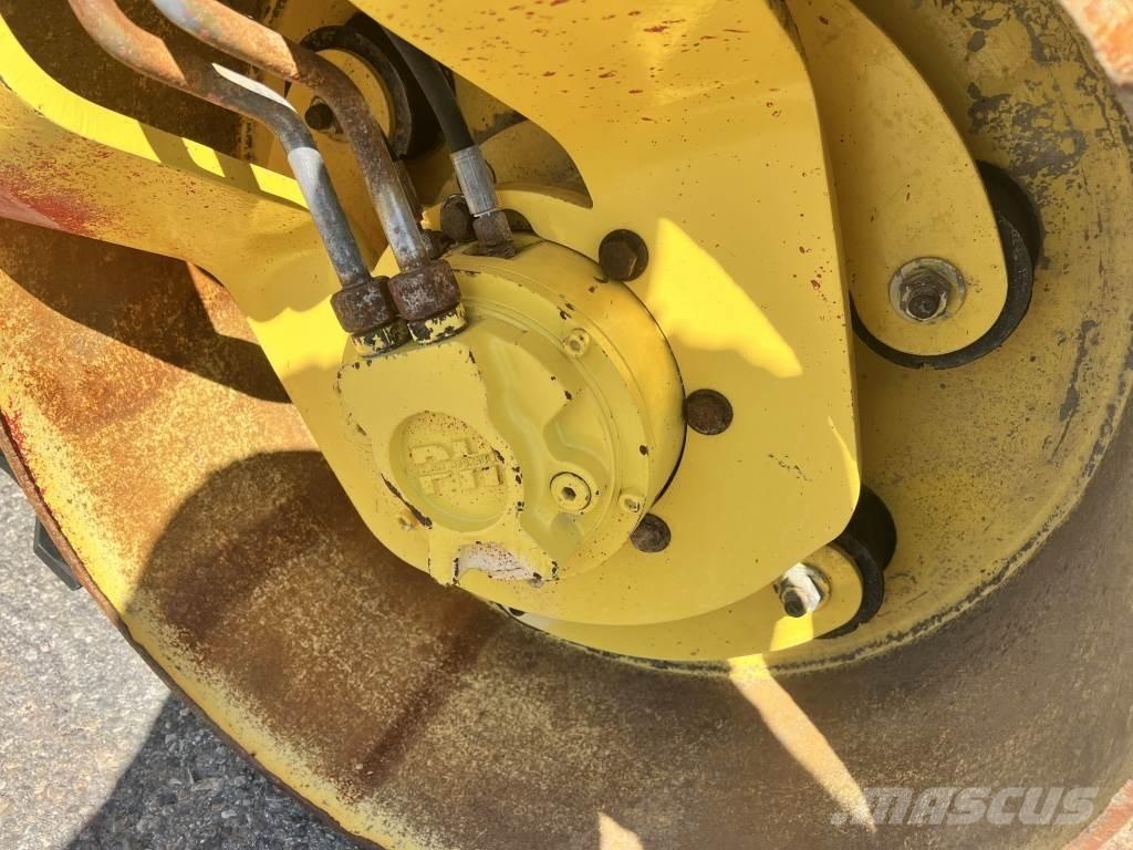 Bomag BW 120 AD-4 Walce dwubębnowe
