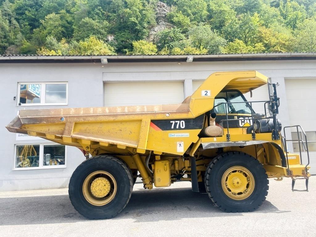 CAT 770 Wozidła przegubowe