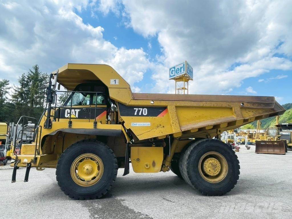 CAT 770 Wozidła przegubowe