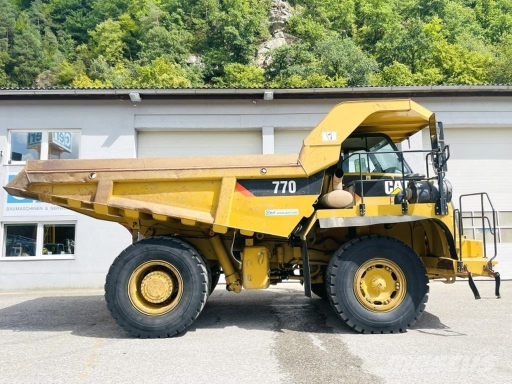 CAT 770 Wozidła przegubowe