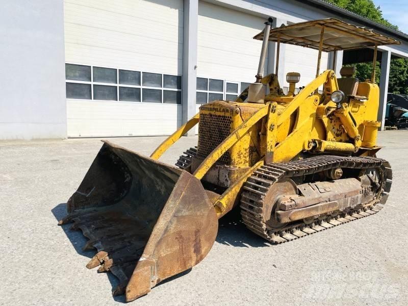 CAT 933F Ładowarki gąsienicowe