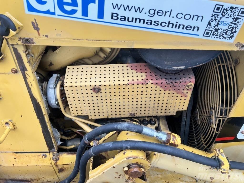 CAT D 5 H Spycharki gąsienicowe