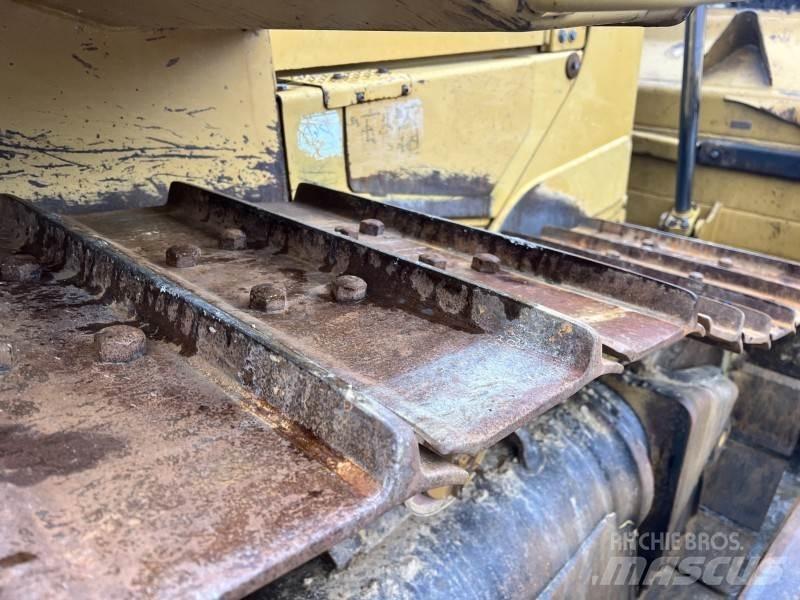 CAT D 6 T Spycharki gąsienicowe