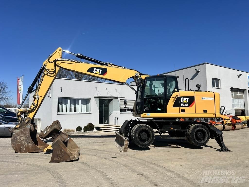 CAT M 320 F Koparki kołowe