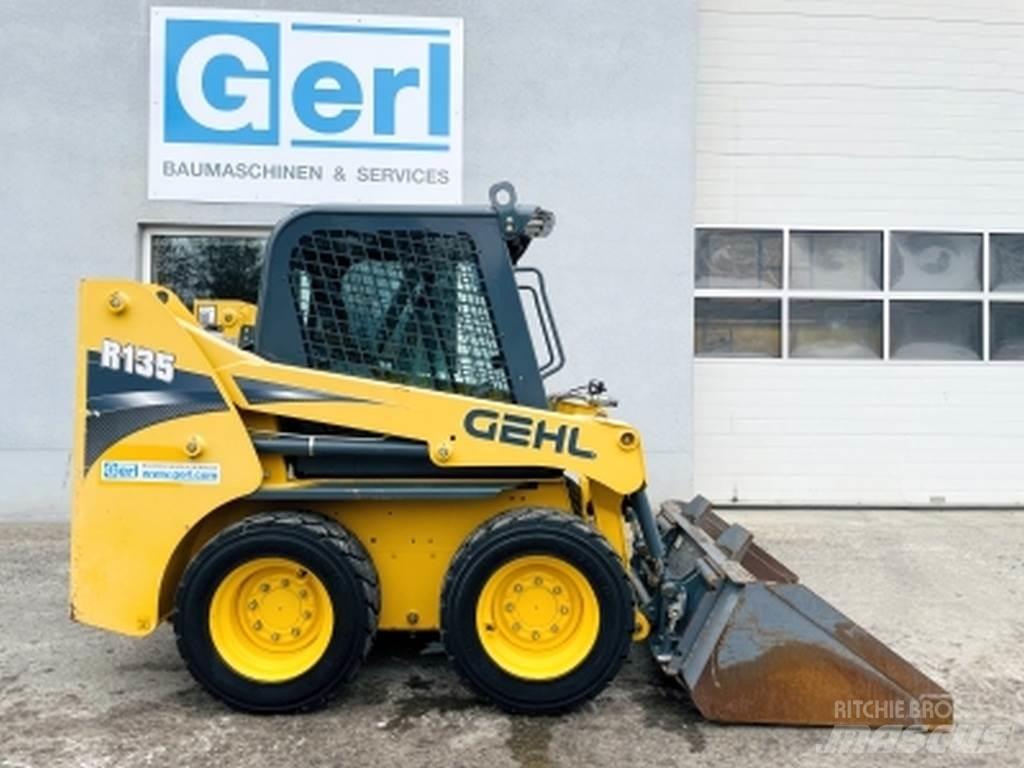 Gehl R135 Ładowarki burtowe