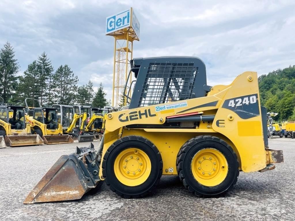 Gehl SL4240 Ładowarki burtowe