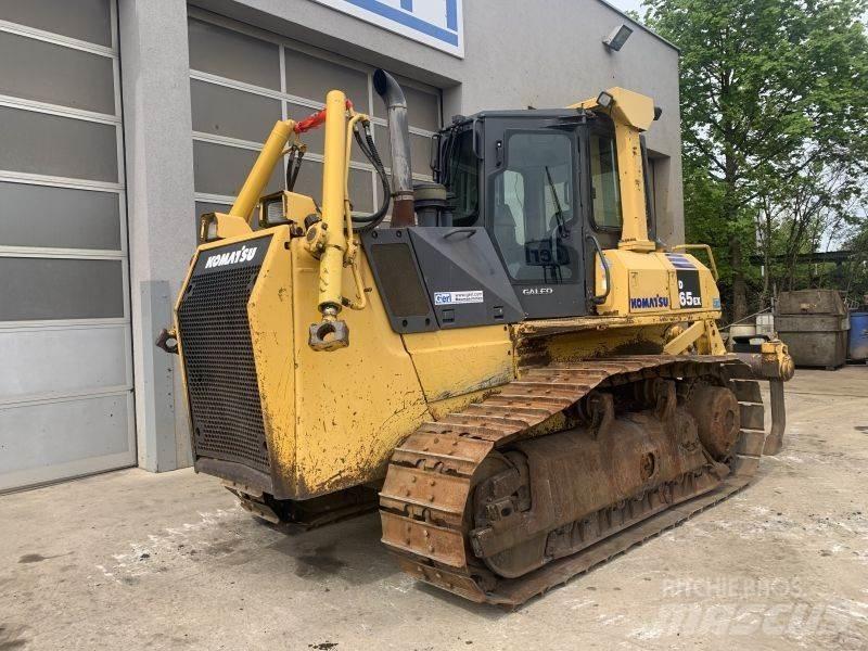 Komatsu D 65 EX-15 Spycharki gąsienicowe