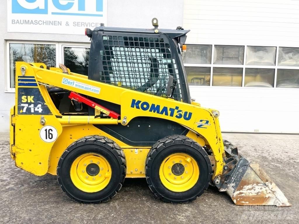 Komatsu SK714 Ładowarki burtowe