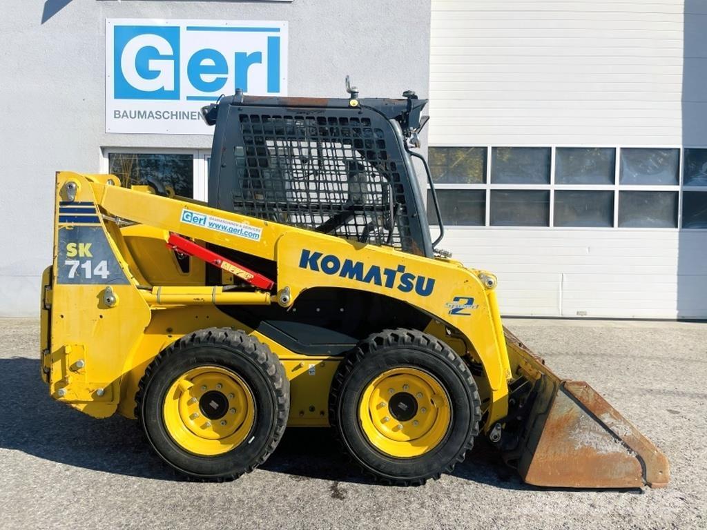 Komatsu SK714 Ładowarki burtowe