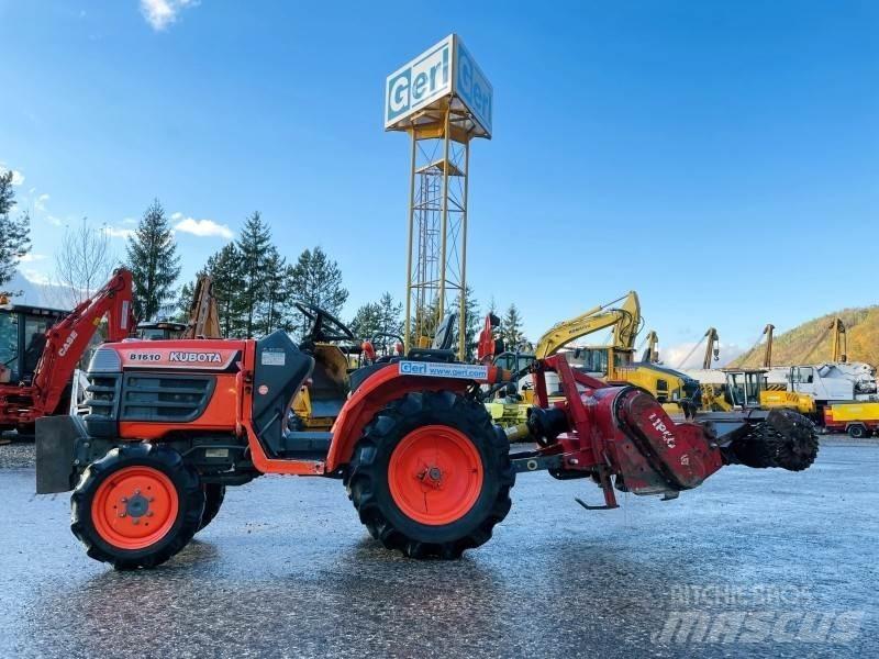 Kubota B1610D Koparko-ładowarki