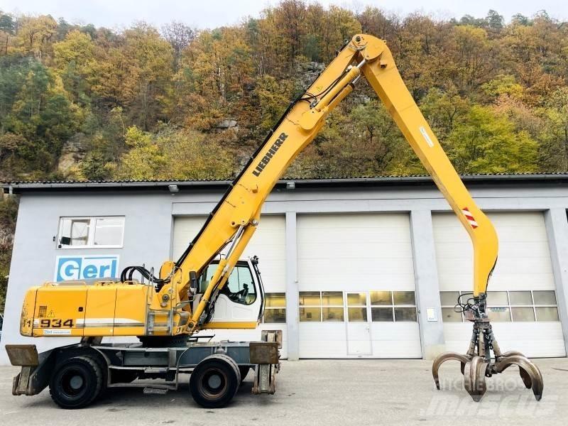 Liebherr A934C Koparki przeładunkowe