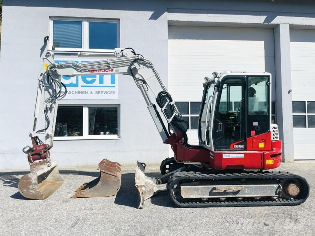 Takeuchi TB280FR Minikoparki