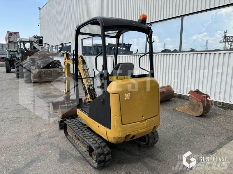CAT 301.7D Minikoparki
