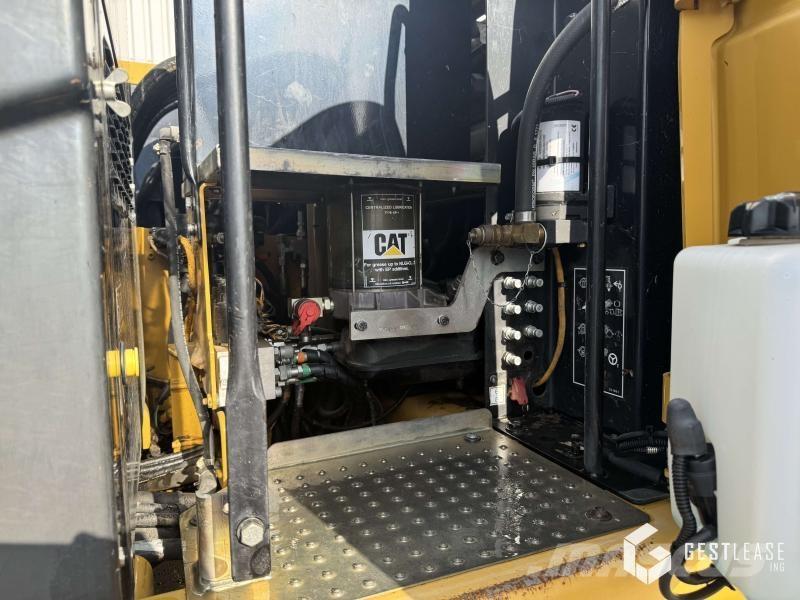 CAT M313D Koparki kołowe