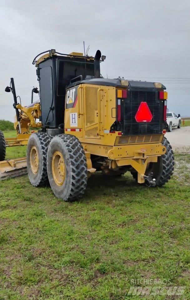 CAT 140M Spycharki gąsienicowe