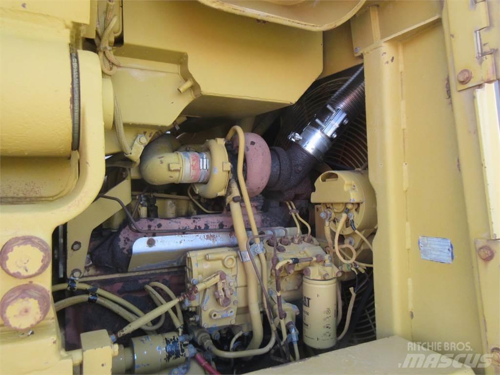 CAT 963 Spycharki gąsienicowe