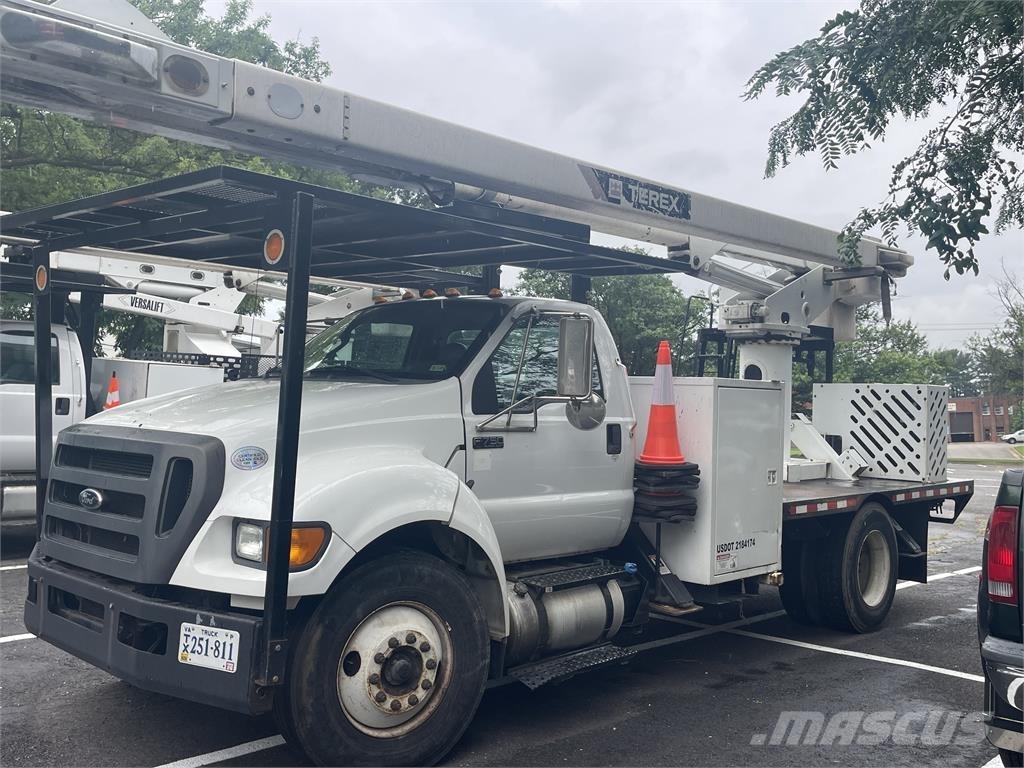 Ford F750 Inne