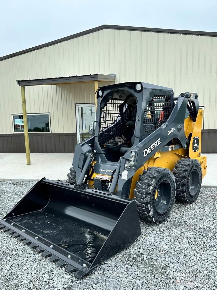 John Deere 318G Ładowarki burtowe