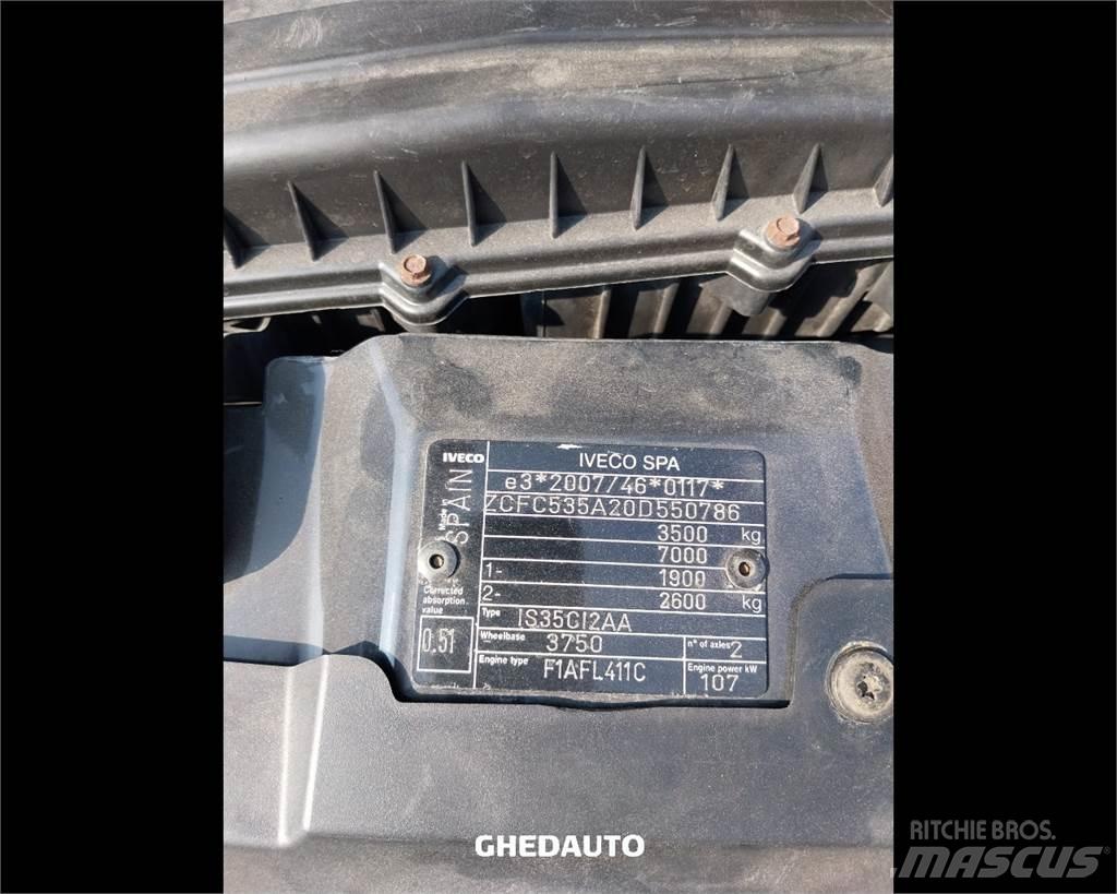 Iveco 35C15 Samochody dostawcze ze skrzynią zamkniętą