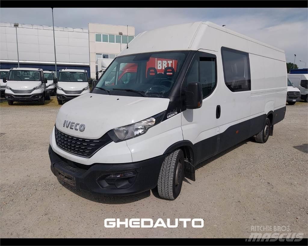 Iveco 35S16 Samochody dostawcze ze skrzynią zamkniętą