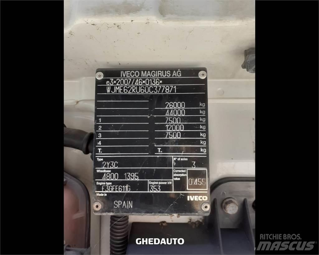 Iveco AS260S48Y Samochody ciężarowe ze skrzynią zamkniętą
