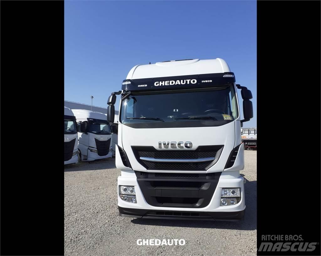 Iveco AS440S48 Samochody ciężarowe ze skrzynią zamkniętą