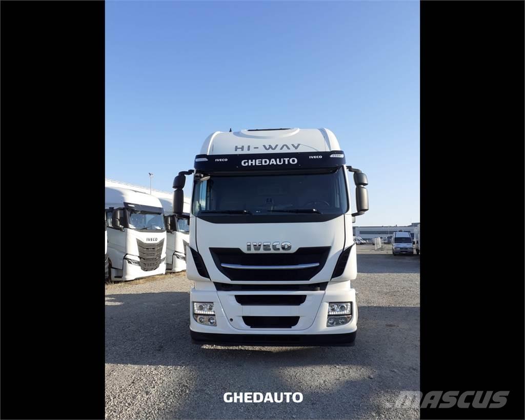 Iveco AS440S48T/P Samochody ciężarowe ze skrzynią zamkniętą