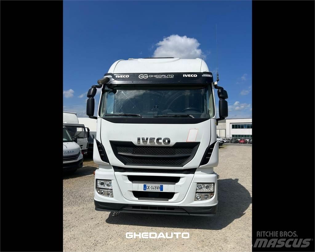Iveco AS440S48T/P Samochody ciężarowe ze skrzynią zamkniętą
