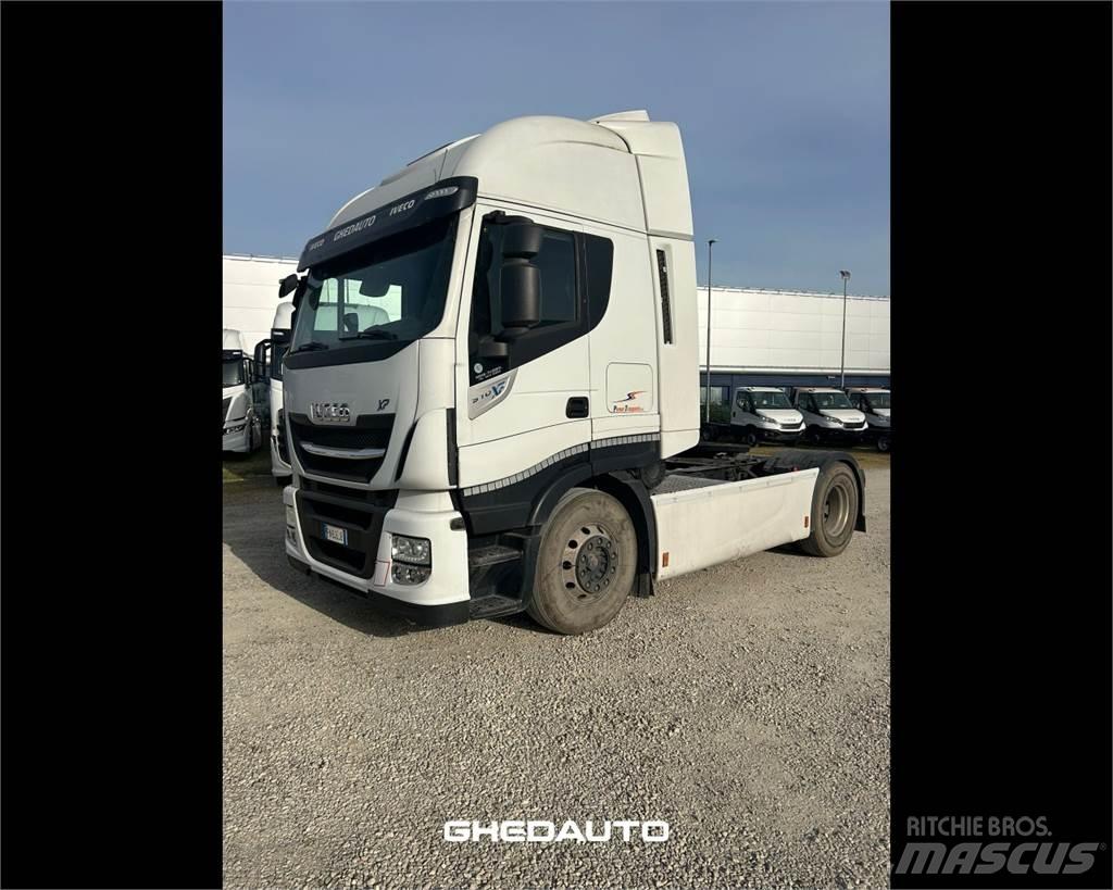 Iveco AS440ST Samochody ciężarowe ze skrzynią zamkniętą