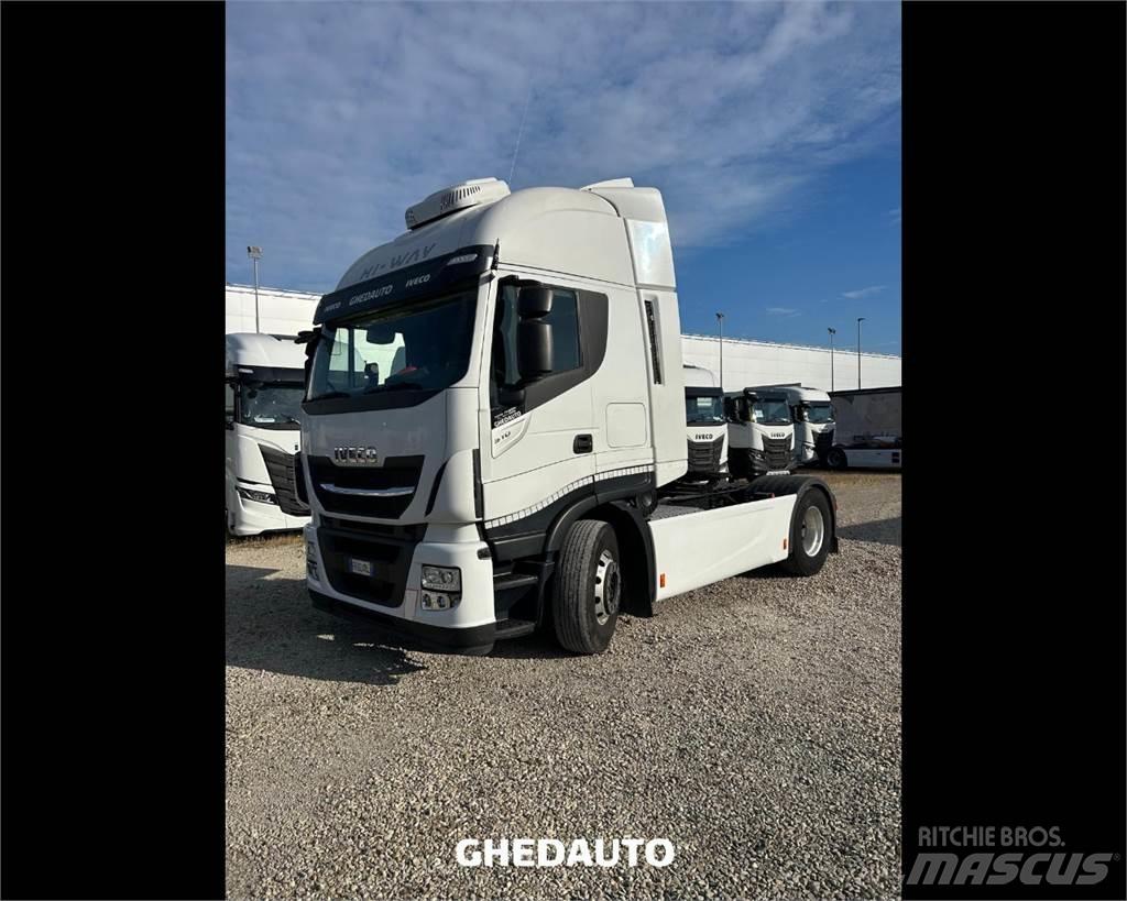 Iveco AS440ST/P Samochody ciężarowe ze skrzynią zamkniętą