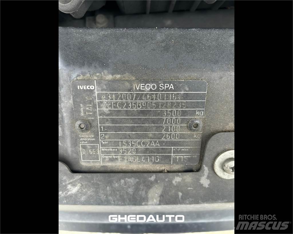 Iveco DAILY 35 Samochody dostawcze ze skrzynią zamkniętą