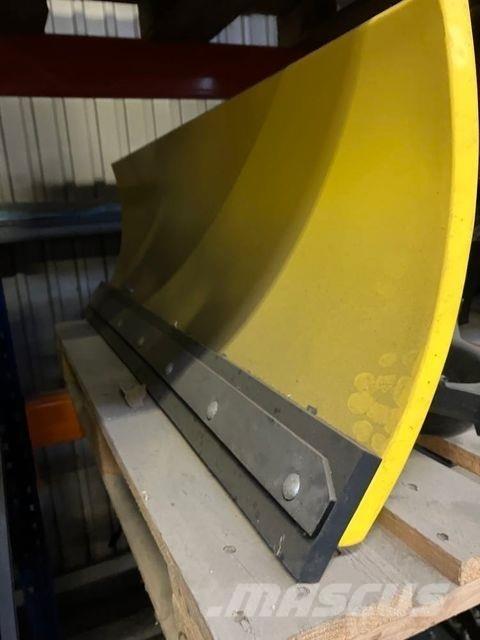 John Deere  Lemiesze i pługi śnieżne