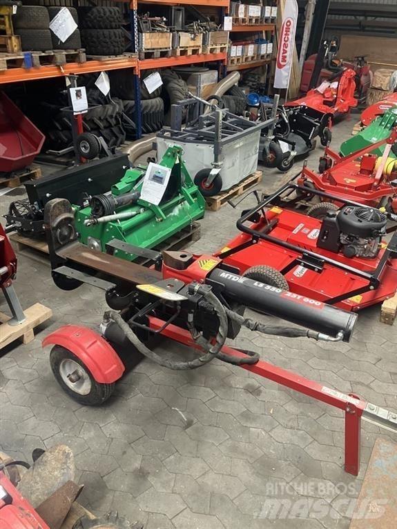 MTD LS 550 Łuparki, pilarki i wiórkarki